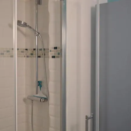 - 2 Pers, 24 M2, 1/0 Apartment *